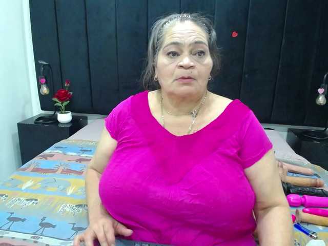 VickyBoobss's BongaCams show and profile