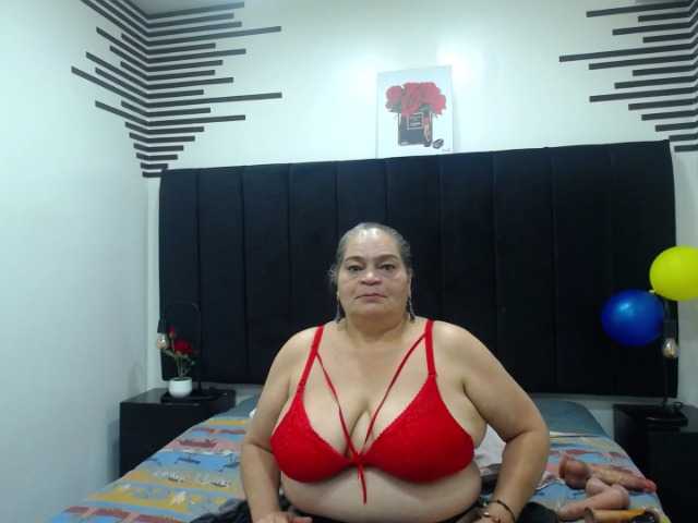 VickyBoobss's BongaCams show and profile