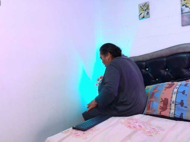 VickyBoobss's BongaCams show and profile