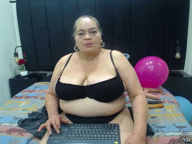 VickyBoobss's BongaCams show and profile