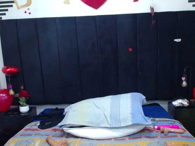 VickyBoobss's BongaCams show and profile