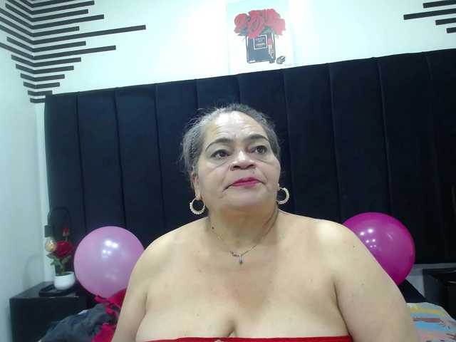 VickyBoobss's BongaCams show and profile