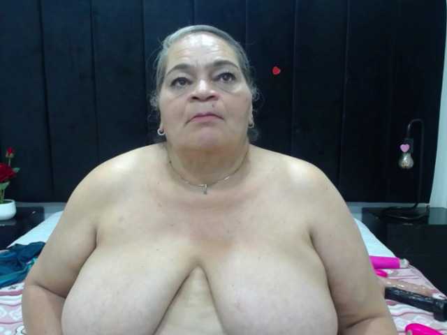 VickyBoobss's BongaCams show and profile