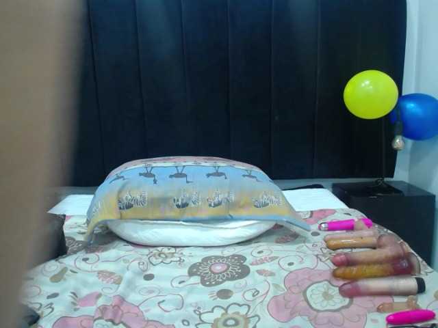 VickyBoobss from BongaCams