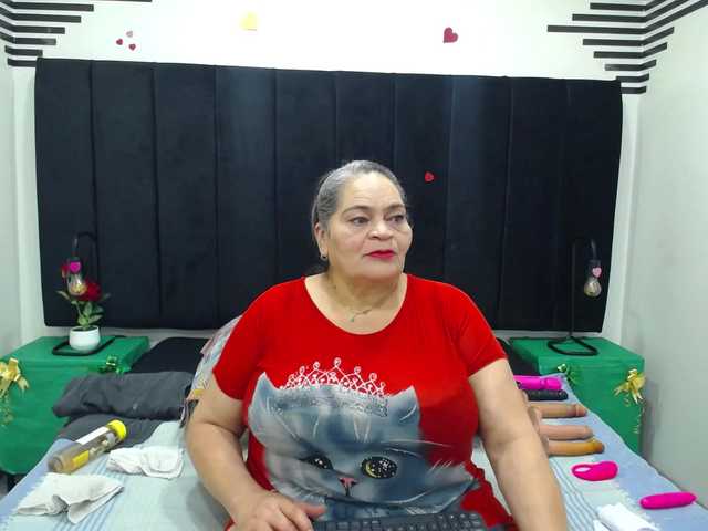 VickyBoobss's BongaCams show and profile