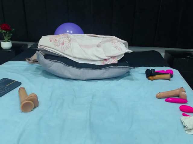 VickyBoobss's BongaCams show and profile