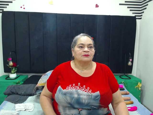 VickyBoobss's BongaCams show and profile