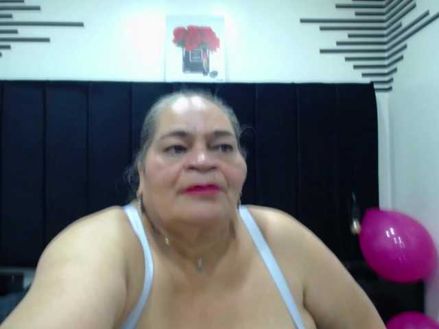 VickyBoobss's BongaCams show and profile