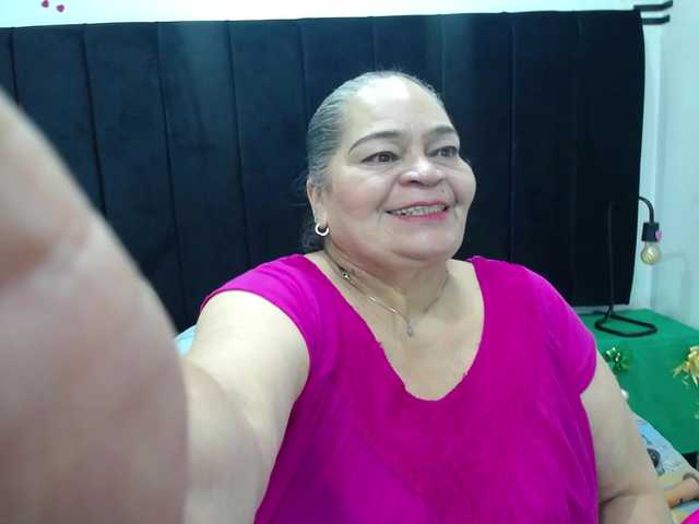 VickyBoobss's BongaCams show and profile