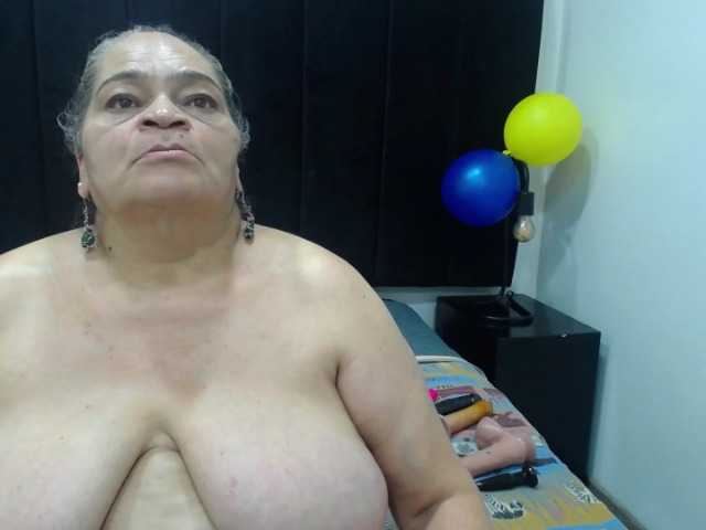 VickyBoobss Live Cam and Statistics on UnifiedCams