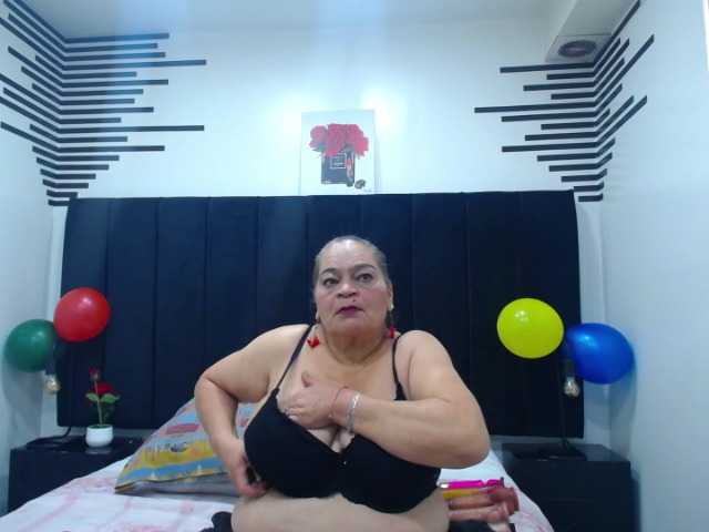 Explore naked stripper VickyBoobss VickyBoobss from BongaCams