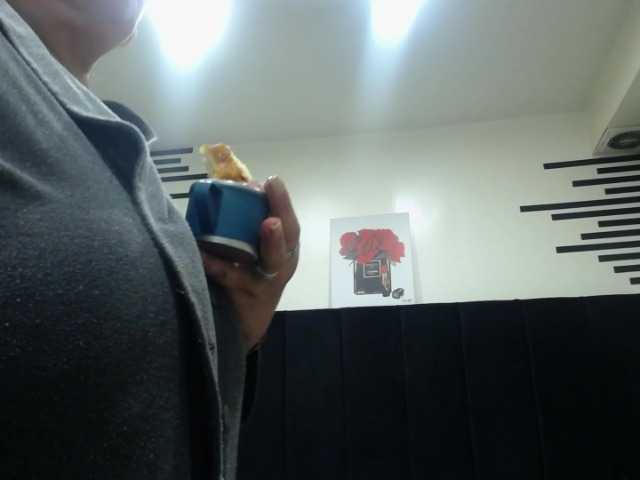 VickyBoobss's BongaCams show and profile