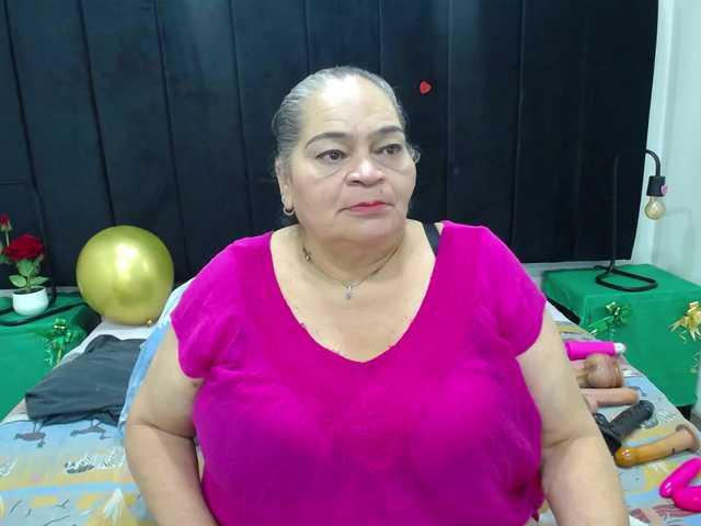 VickyBoobss's BongaCams show and profile