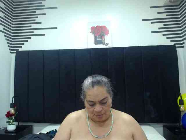 QueenMatturex webcam