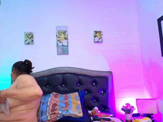 QueenMatturex webcam