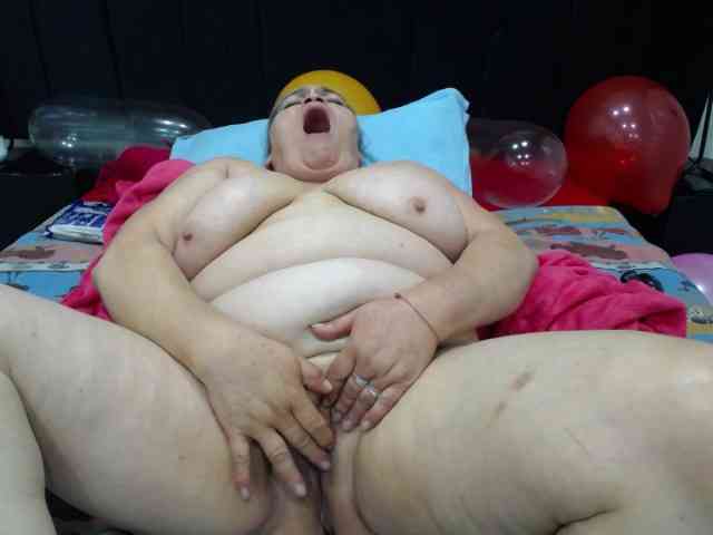 QueenMatturex webcam