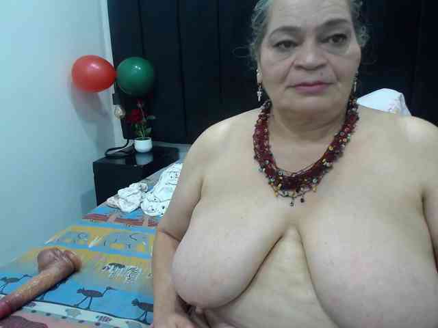 VickyBoobss VickyBoobss