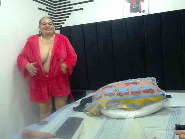 VickyBoobss VickyBoobss