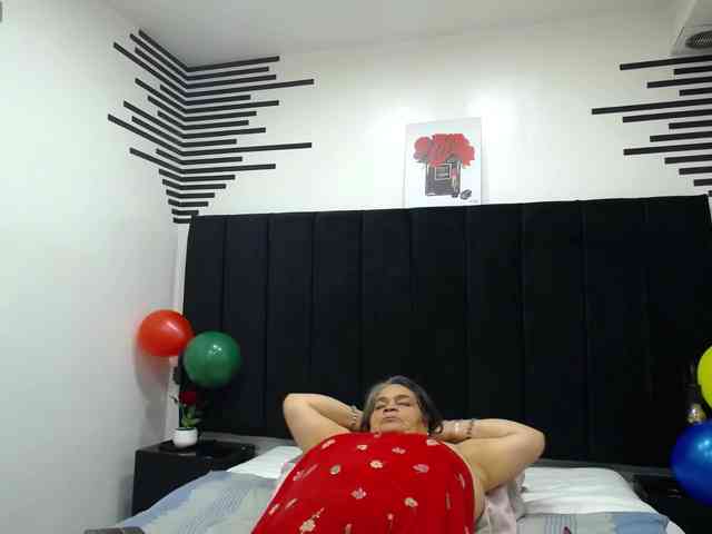 QueenMatturex webcam