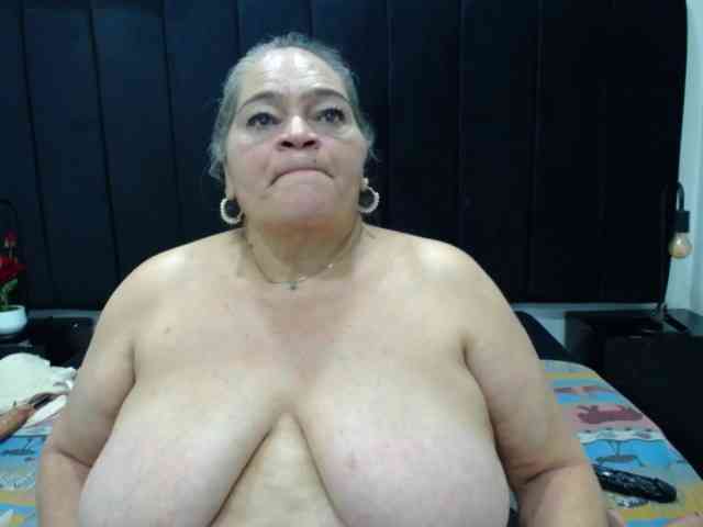 QueenMatturex webcam