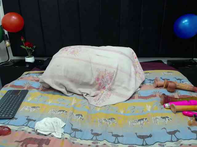 QueenMatturex webcam