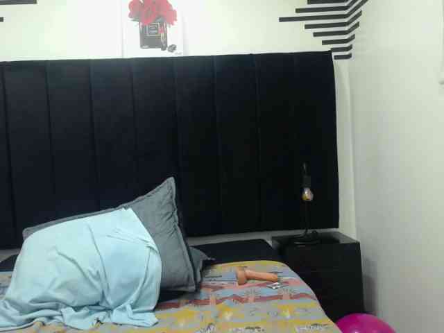 QueenMatturex webcam