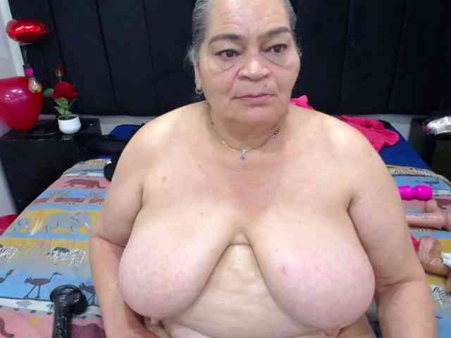 VickyBoobss VickyBoobss