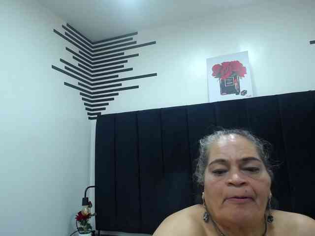 QueenMatturex webcam