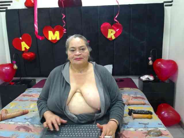 QueenMatturex webcam