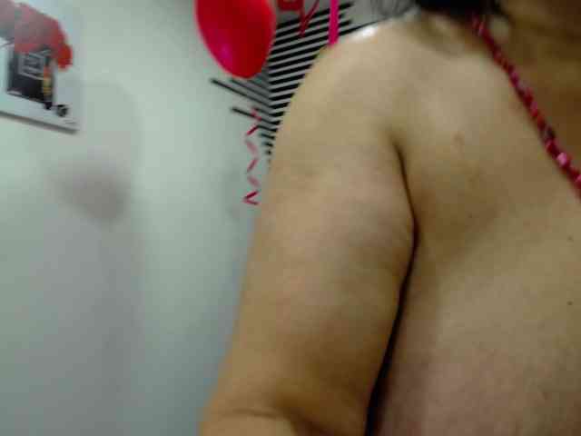 QueenMatturex webcam