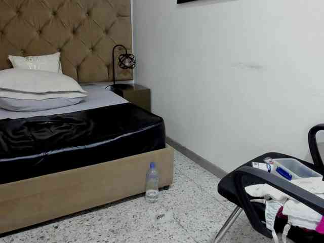 QueenMatturex webcam