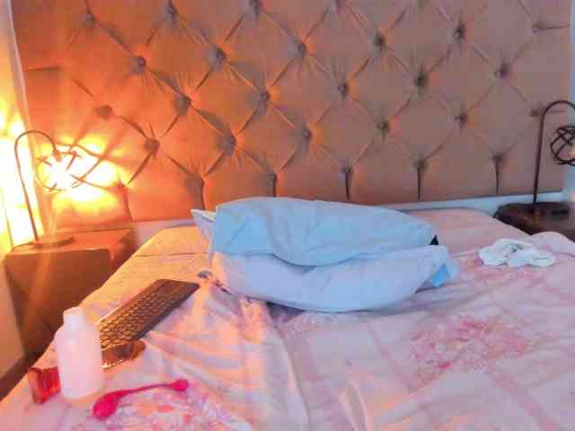 QueenMatturex webcam