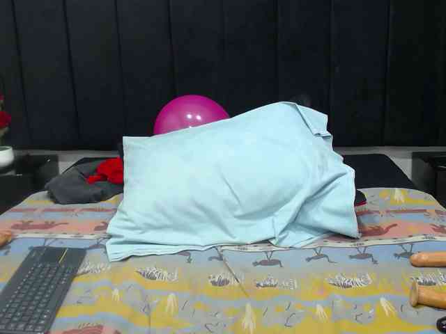 QueenMatturex webcam