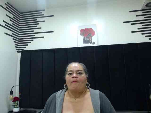 QueenMatturex webcam