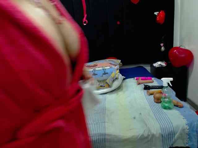 QueenMatturex webcam