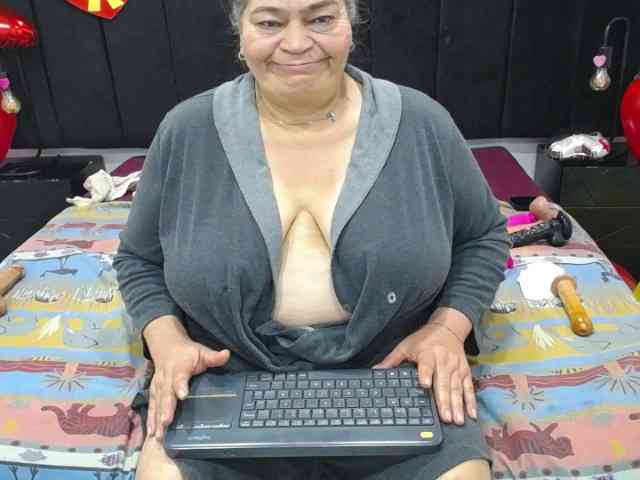 VickyBoobss VickyBoobss