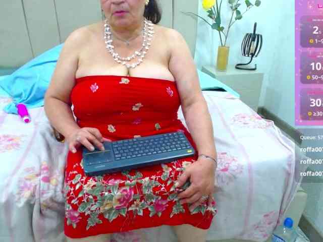 QueenMatturex webcam