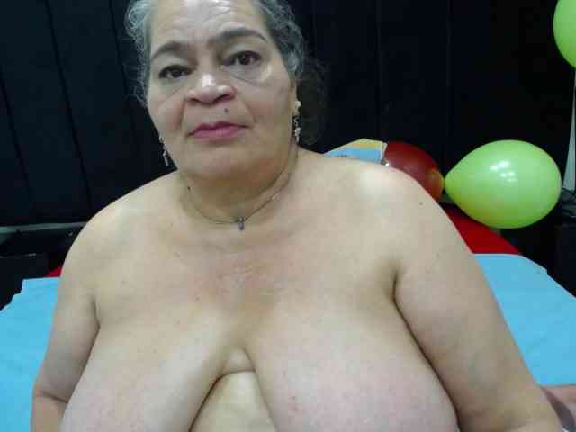 VickyBoobss VickyBoobss