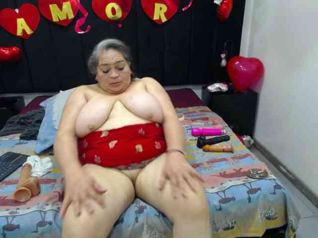 QueenMatturex webcam