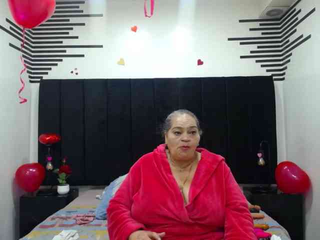 QueenMatturex webcam