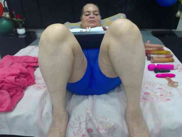 QueenMatturex webcam