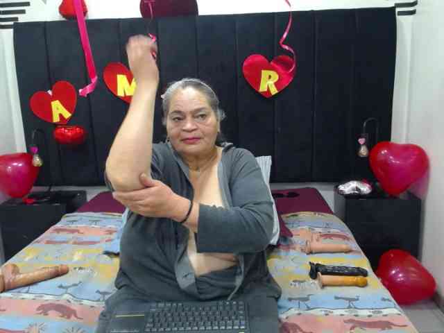 QueenMatturex webcam