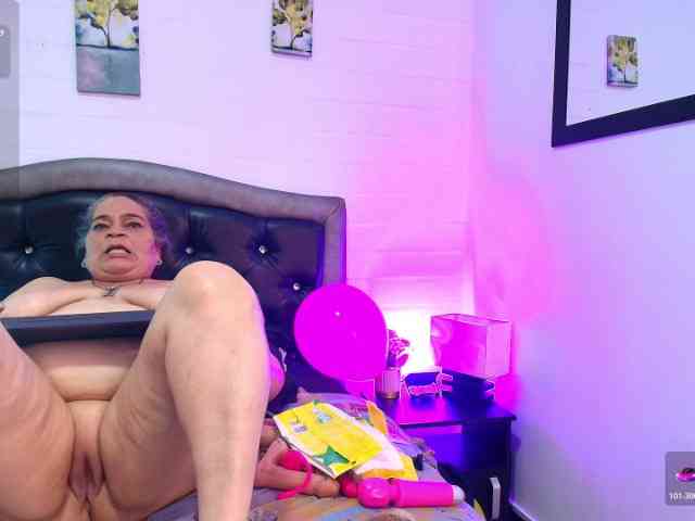 VickyBoobss Live Webcam on BongaCams