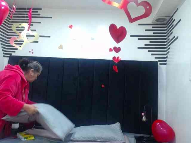 QueenMatturex webcam