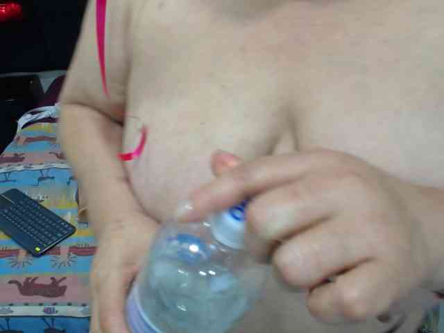 QueenMatturex webcam