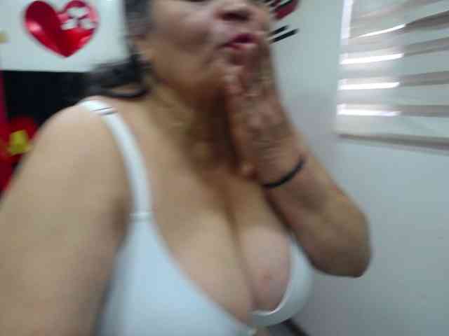 QueenMatturex webcam