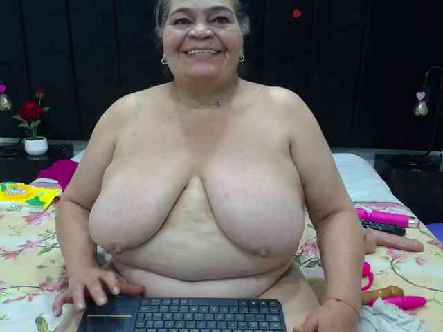 free adult chatting VickyBoobss