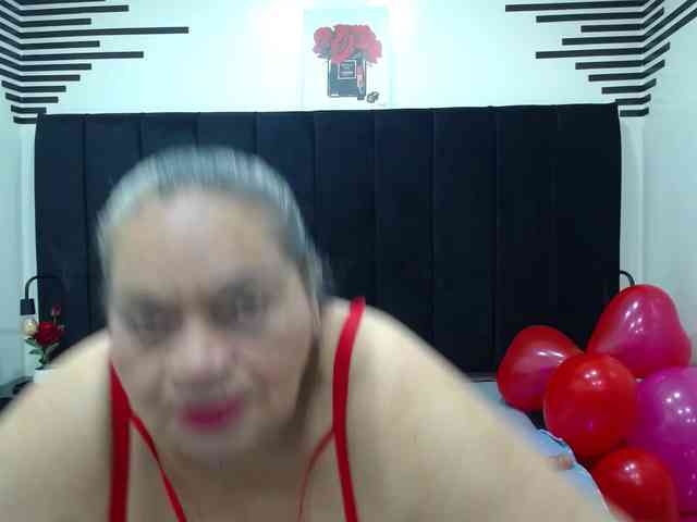 QueenMatturex webcam