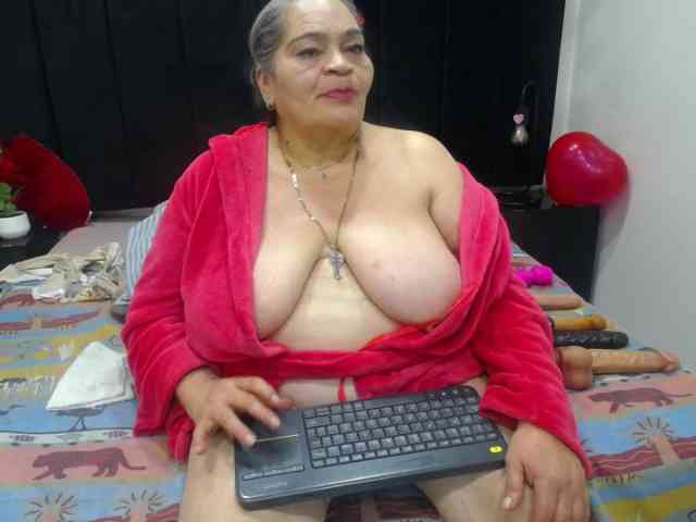 QueenMatturex webcam