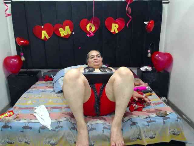 QueenMatturex webcam